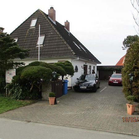 Haus Mit Lilie Und Rose Apartment Westerdeichstrich Екстериор снимка