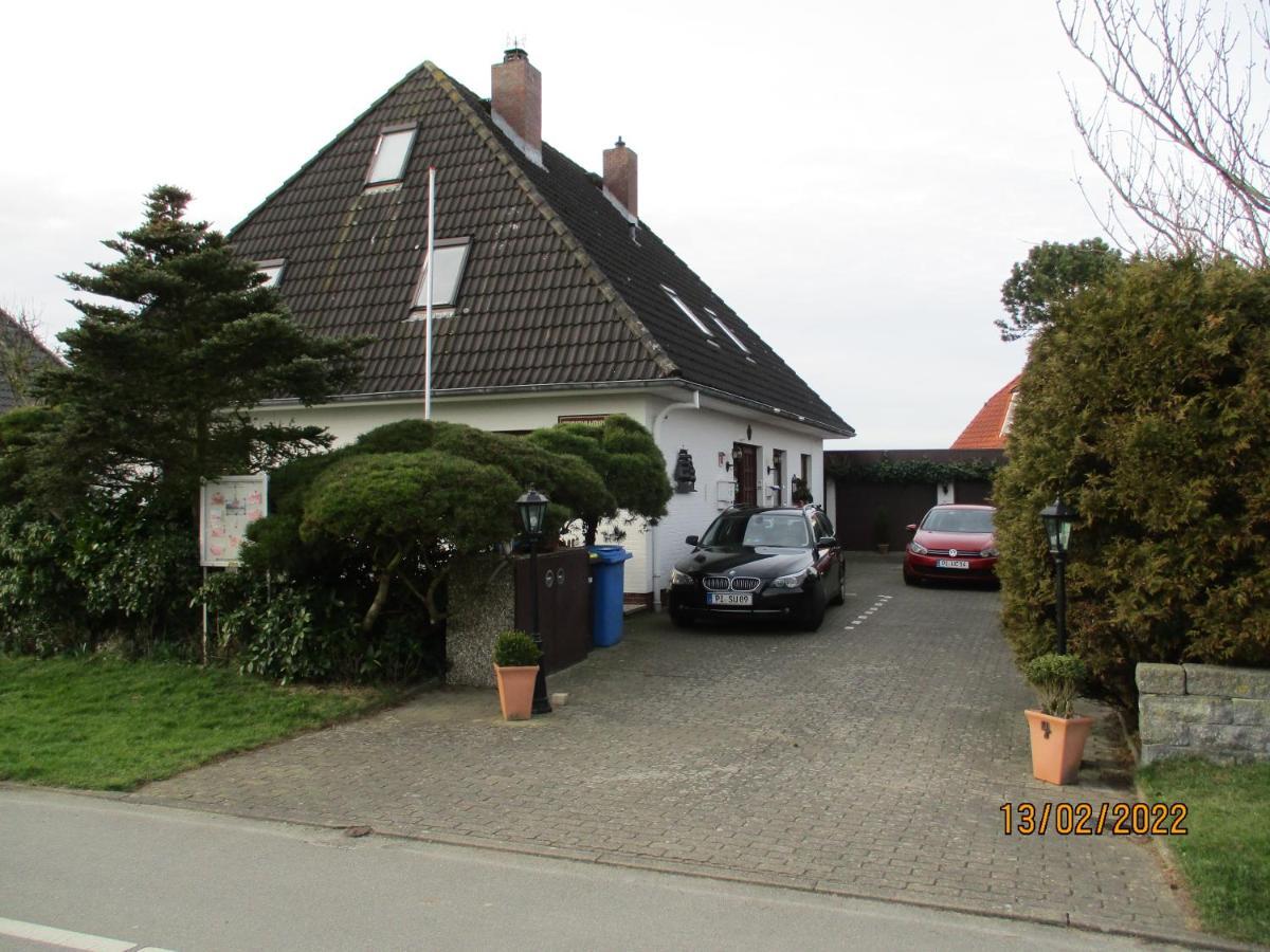 Haus Mit Lilie Und Rose Apartment Westerdeichstrich Екстериор снимка